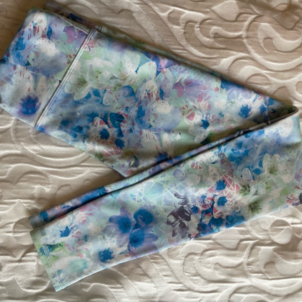 Alo yoga leggings small